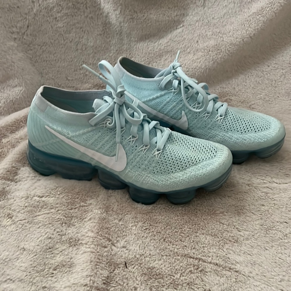 Nike Air Vapormax - Women’s size 8